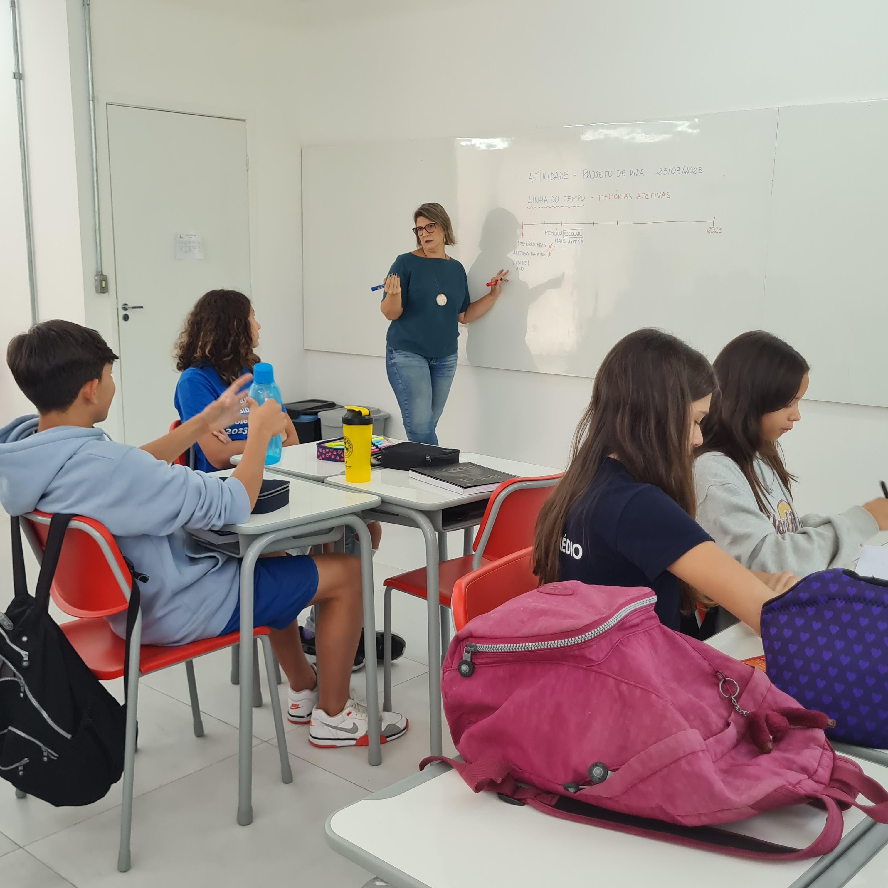 Notícia Colégio Apoio